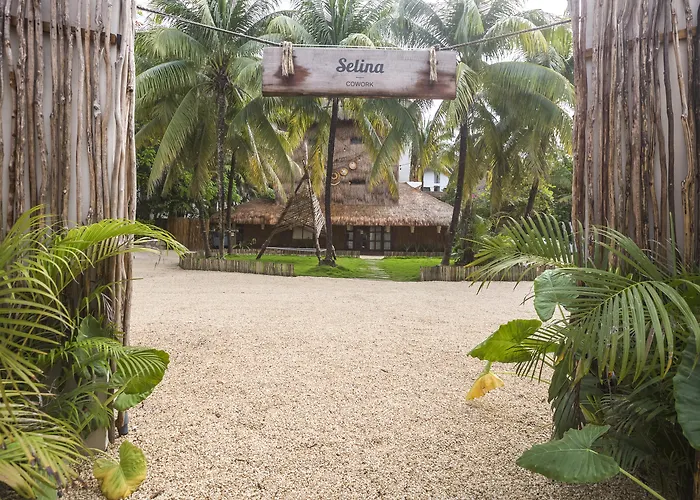 Hotel Mia Beachfront - Ocean View And Club 4*