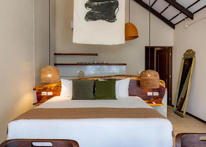 Mia Beachfront - Ocean View And Club Hotel 4*