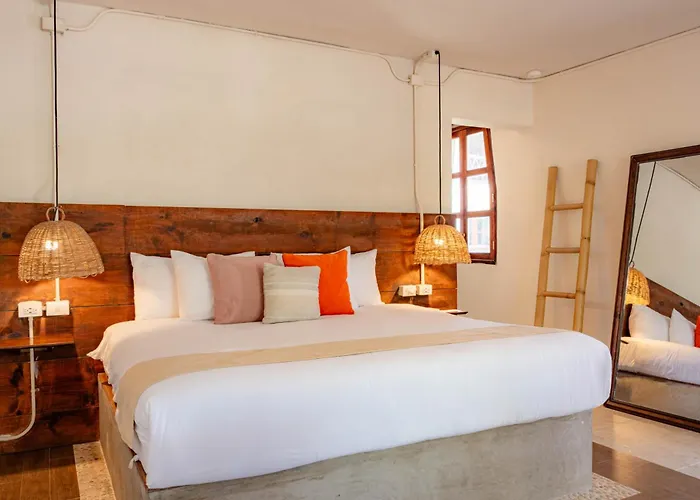 Hotel Mia Beachfront - Ocean View And Club 4*
