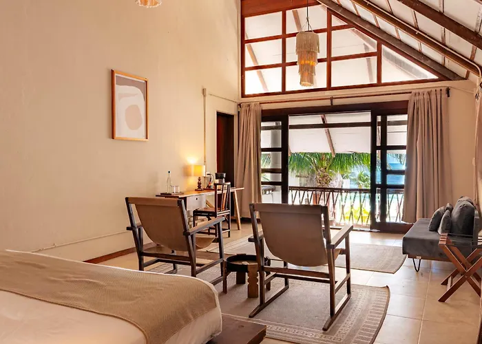 Hotel Mia Beachfront - Ocean View And Club
