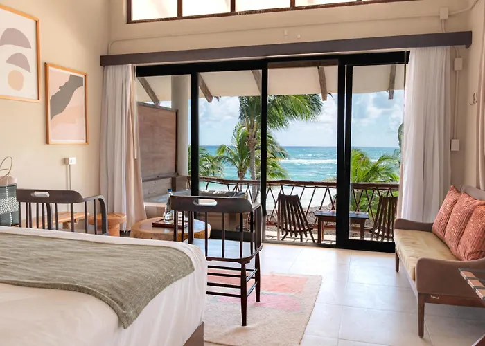 Hotel Mia Beachfront - Ocean View And Club 4*