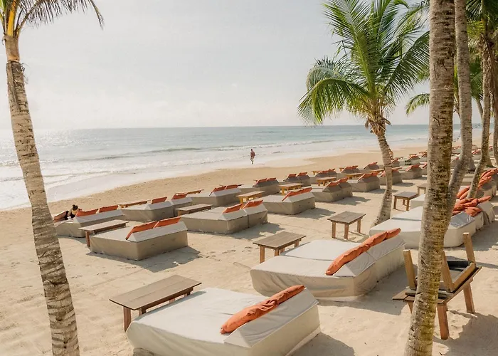 Mia Beachfront - Ocean View And Club