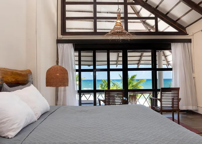 Mia Beachfront - Ocean View And Club Hotel